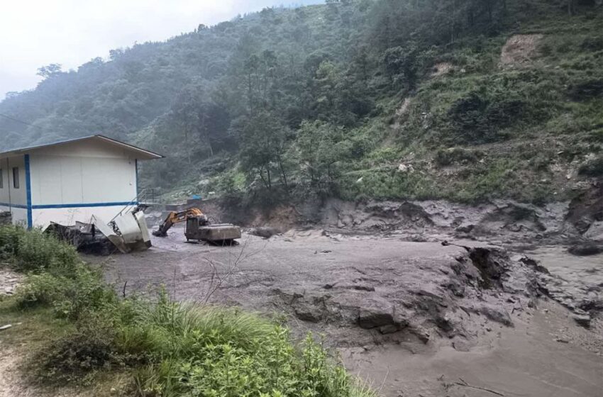  त्रिशूली नदीमा आएको बाढीले २ सय मेगावाट विद्युत् उत्पादन बन्द