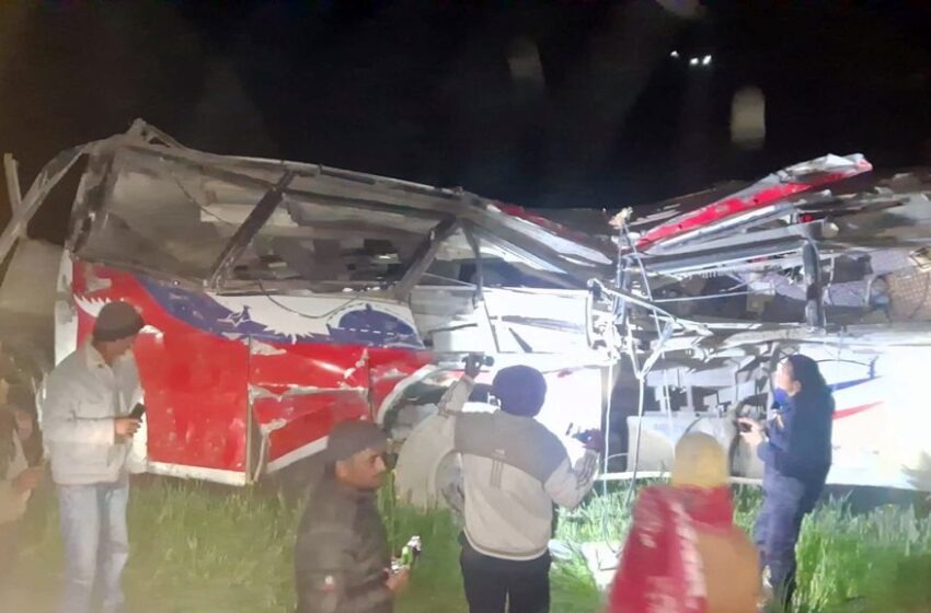  बैतडीमा जन्ती बस दुर्घटना : १३ जनाको मृत्यु (नामावली सहित)