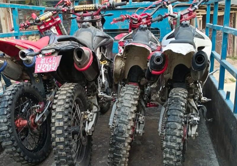  चर्को आवाज निकाल्दै ध्वनि प्रदूषण गराउने आठ मोटरसाइकल नियन्त्रणमा